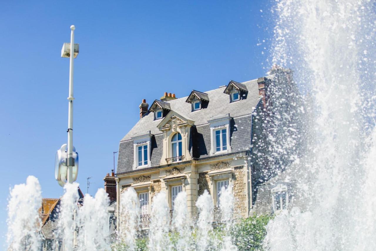 Castel Saint Clair - Trois Pieces - Deauville Centre Екстер'єр фото