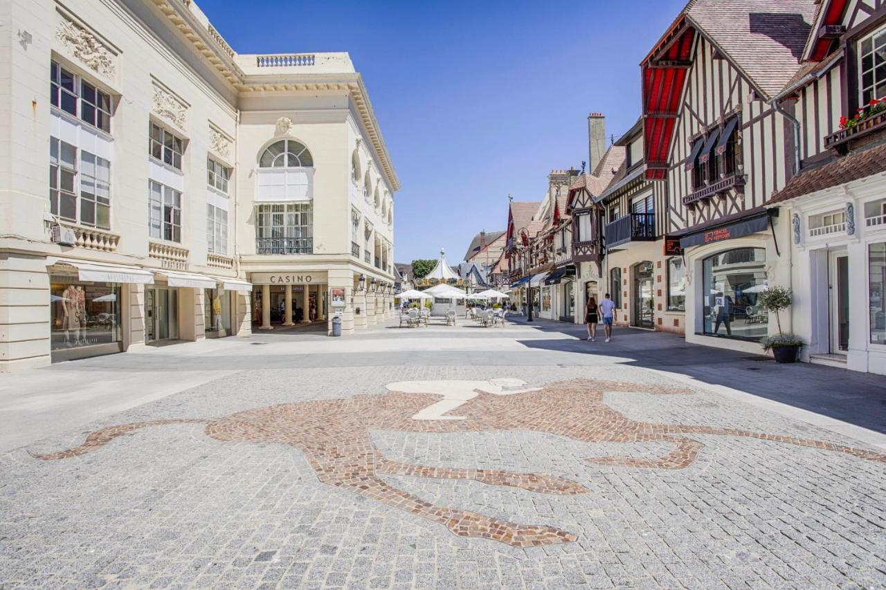 Castel Saint Clair - Trois Pieces - Deauville Centre Екстер'єр фото